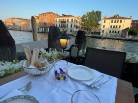 威尼斯有没有夜宵吃_威尼斯吃饭的地方